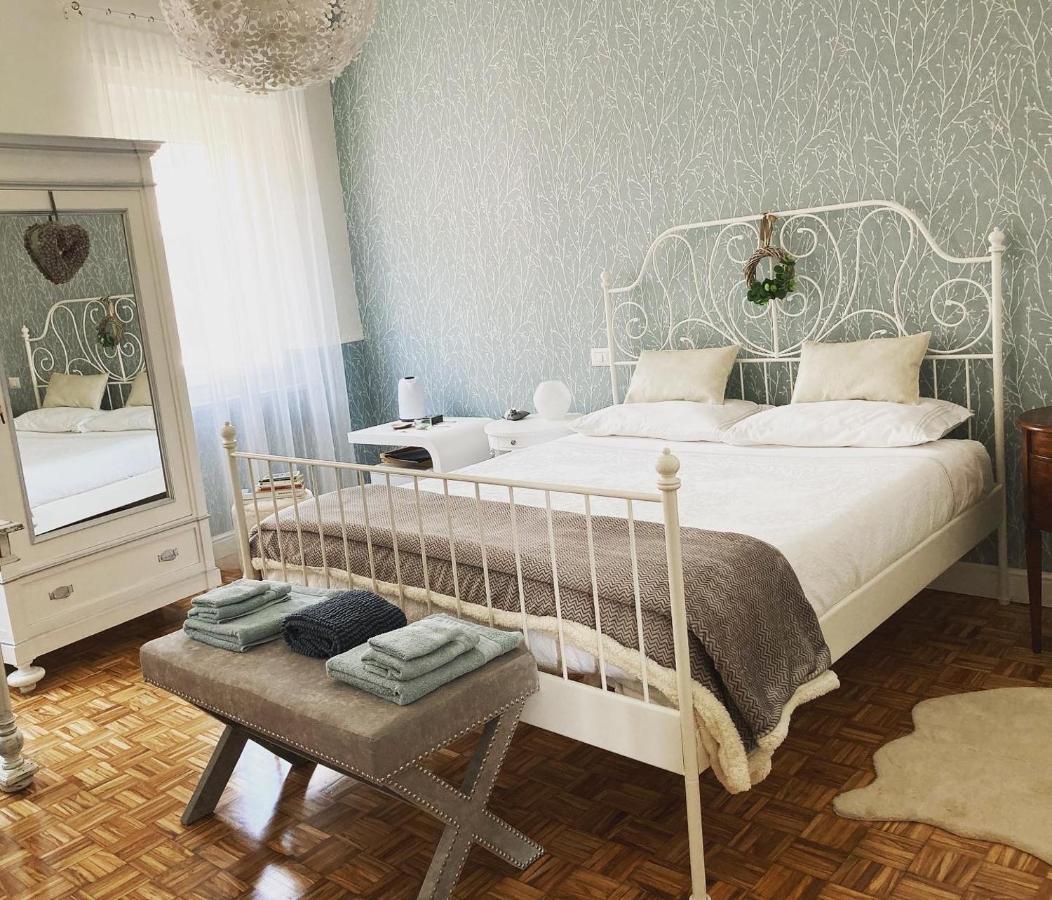 Bed and Breakfast Cortile Gancia - Sweet House Narzole Exterior foto