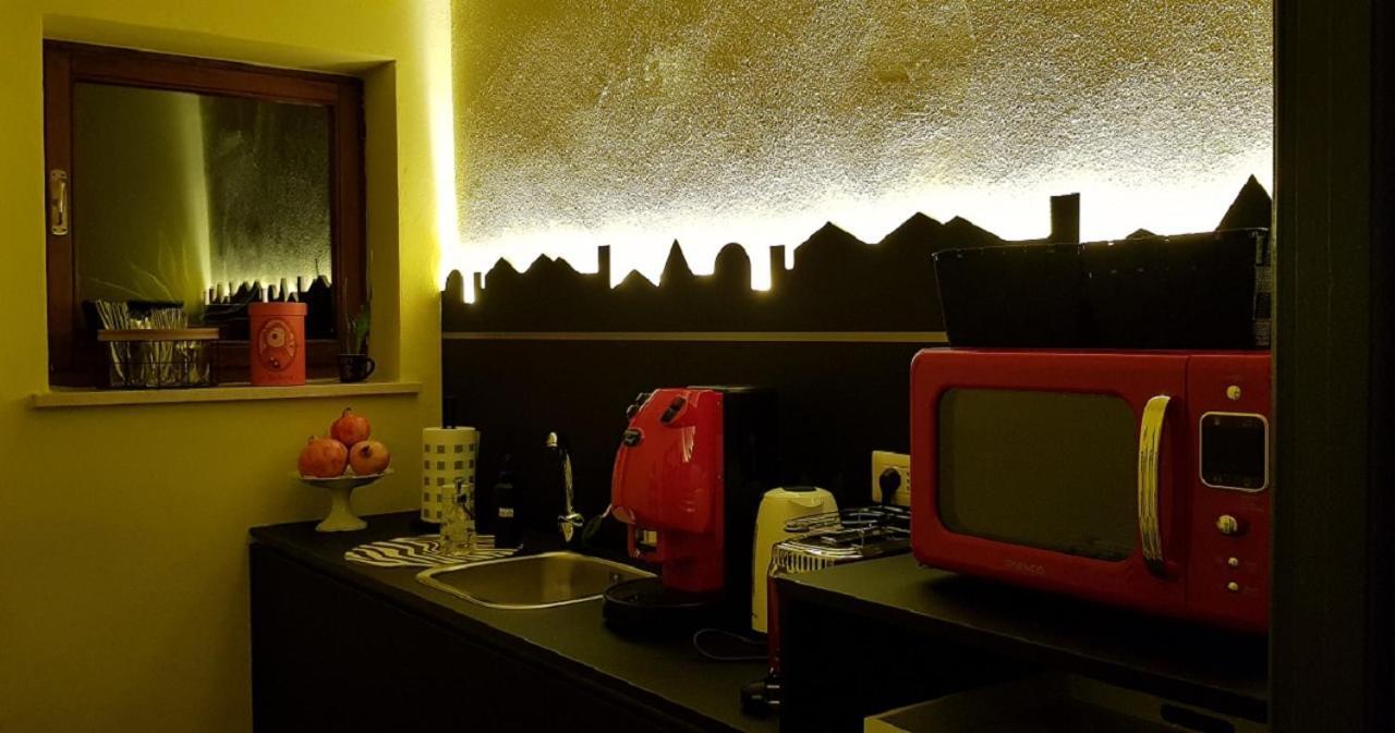 Bed and Breakfast Cortile Gancia - Sweet House Narzole Exterior foto