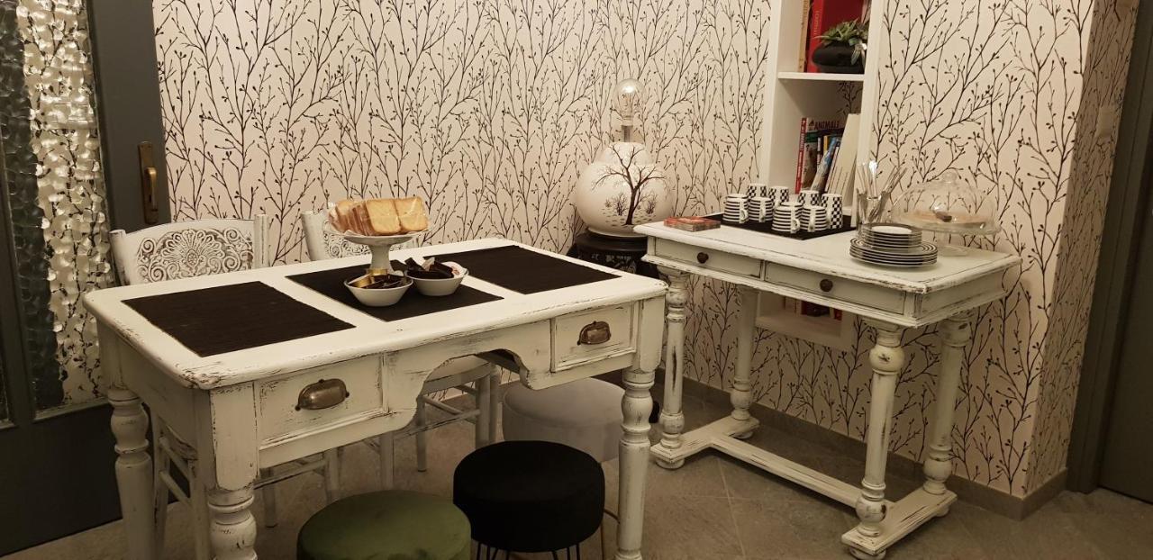 Bed and Breakfast Cortile Gancia - Sweet House Narzole Exterior foto